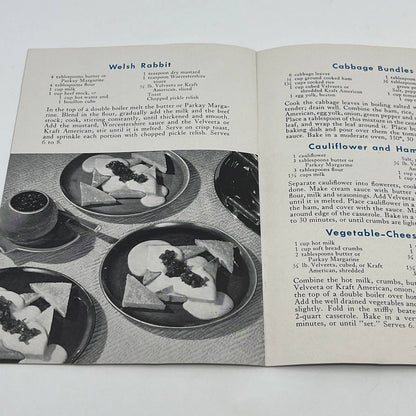 1943 WWII Era Kraft Advertising "Cheese Recipes for Wartime Meals" TG6