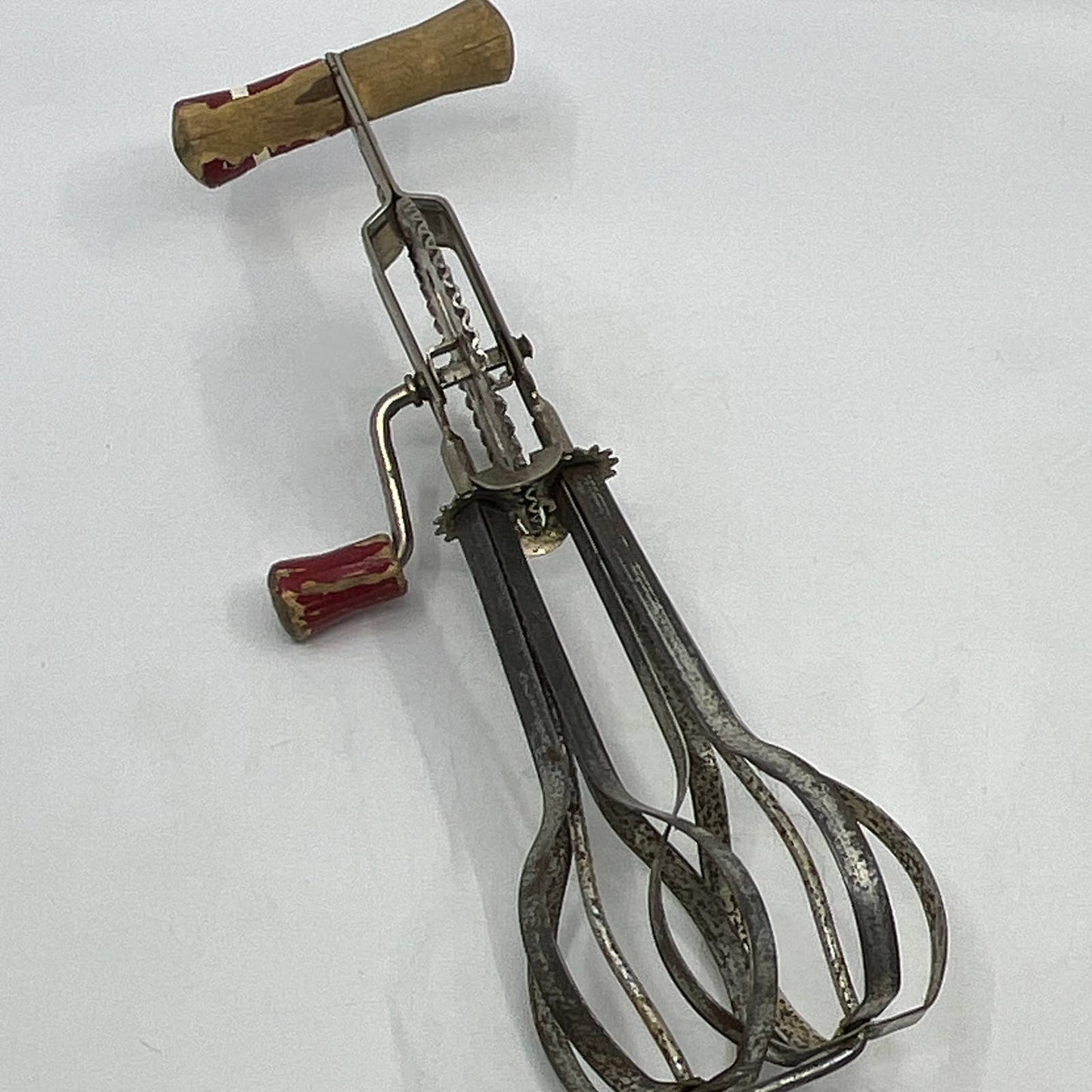 EKCO USA High Speed Super Center Drive Beater Vintage Red Wooden Handle TI4