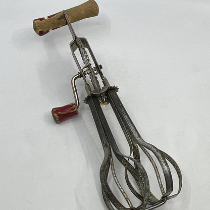 EKCO USA High Speed Super Center Drive Beater Vintage Red Wooden Handle TI4