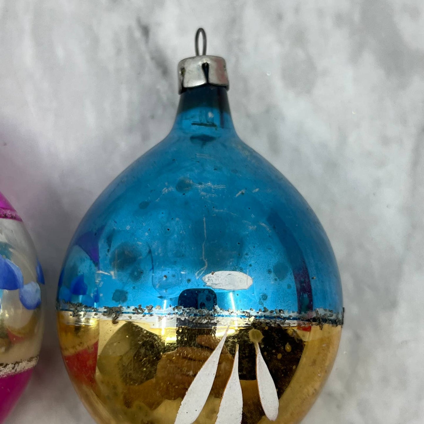Lot of 2 POLAND Recessed Teardrop Mica Stencil Blown Mercury Glass Ornaments OT2