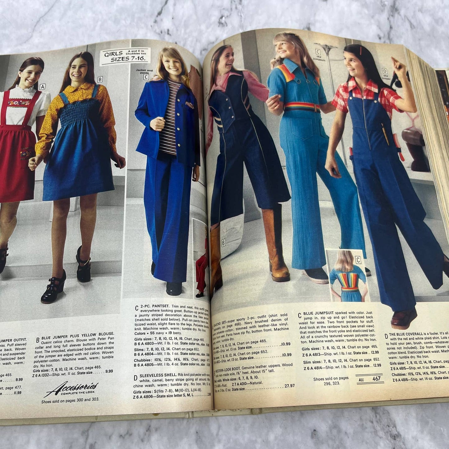 Montgomery Ward 1977 Fall & Winter Catalog Kansas City MO Hardcover S3