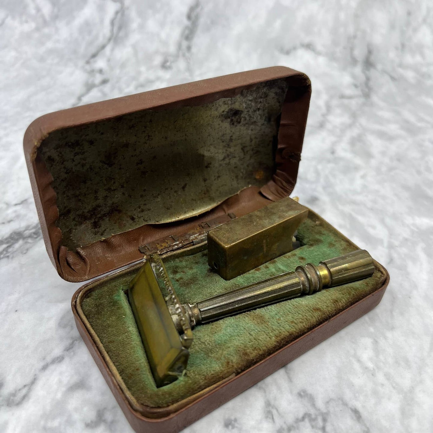 1930s Brass GEM Micromatic Single Edge Safety Razor w/ Case & Blade Holder TF6