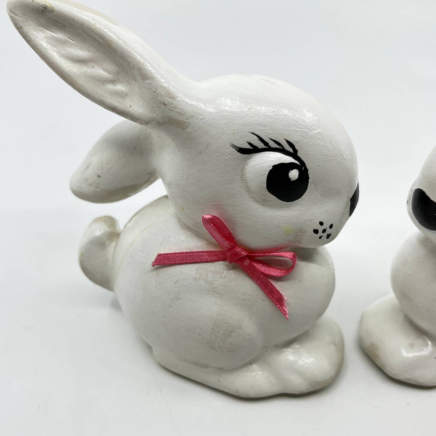 Vintage Kitsch Ceramic Hand Painted Easter Bunny Set of 2 TE7