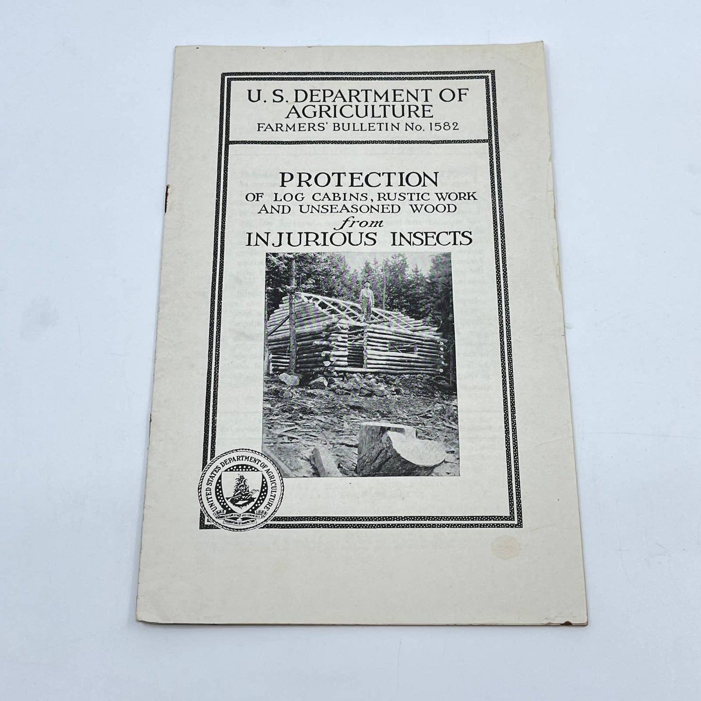 1943 US Dept Agriculture Farmers Bulletin 1582 Injurious Insects Log Cabins TE7