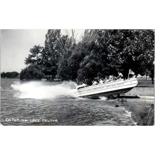 Entering Lake Delton Wisconsin Dells Wisconsin RPPC Original Postcard TJ9-P3