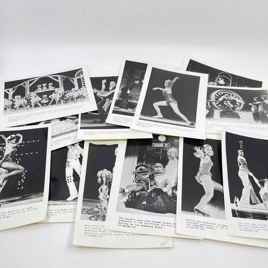 1980 Lot of Vintage Ice Follies Holiday on Ice Skating Photos 5x7” TE2