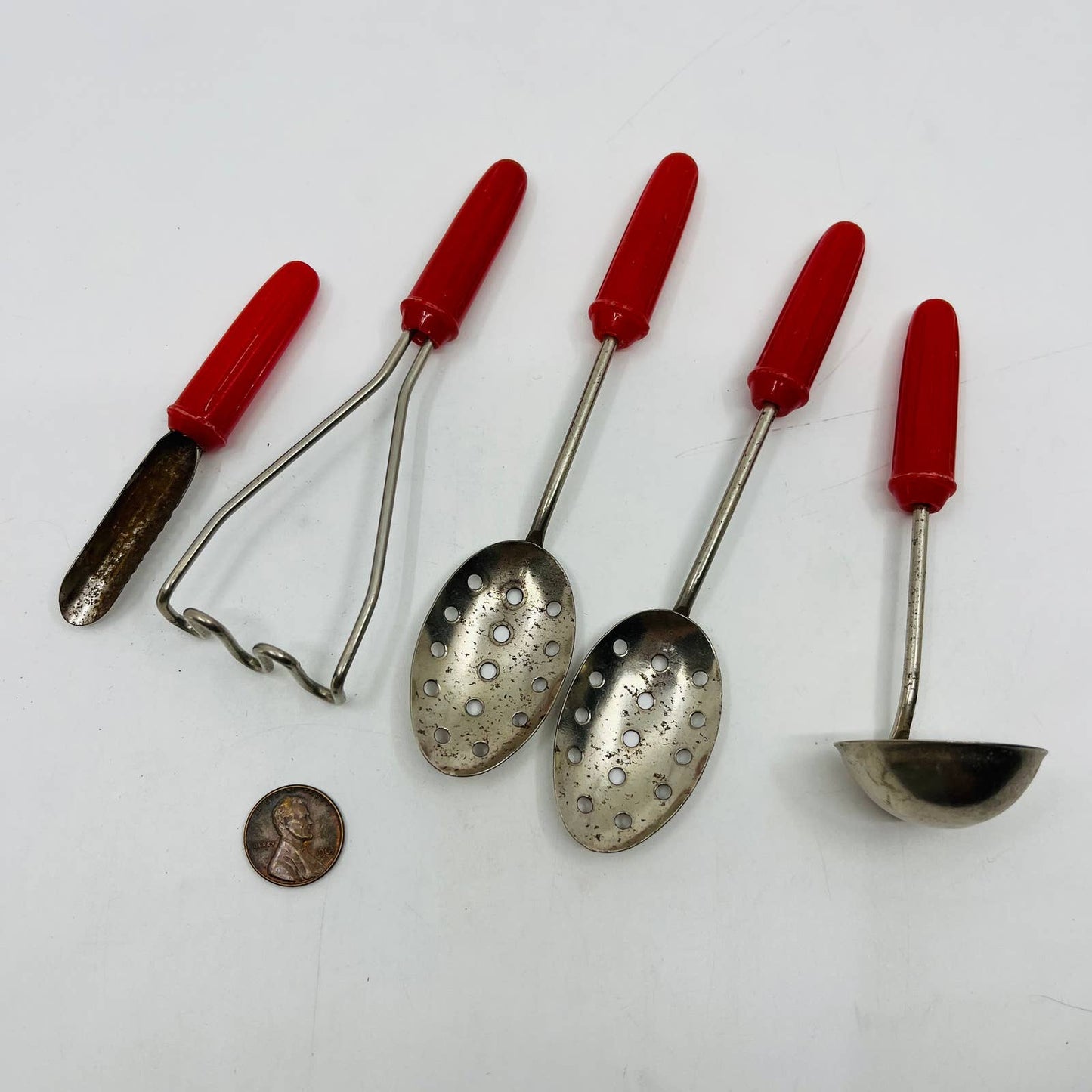 Vintage Toy Kitchen Metal 5 Piece Red Handle Kitchen Utensil Set ~5” TB6