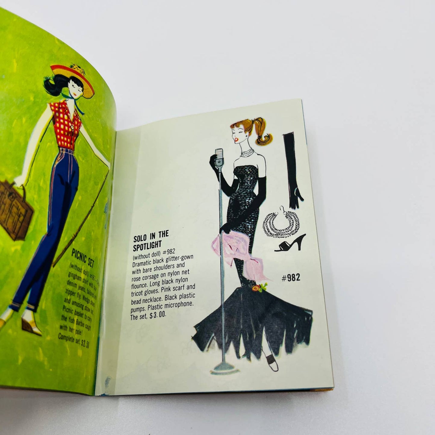 1962 Barbie and Ken Mini Fashion Catalog-50 pages SC1