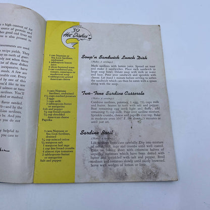 Rare 1950 Mini-Cookbook 58 Ways to Serve Sardines Seaboard Packing Co Maine TG6