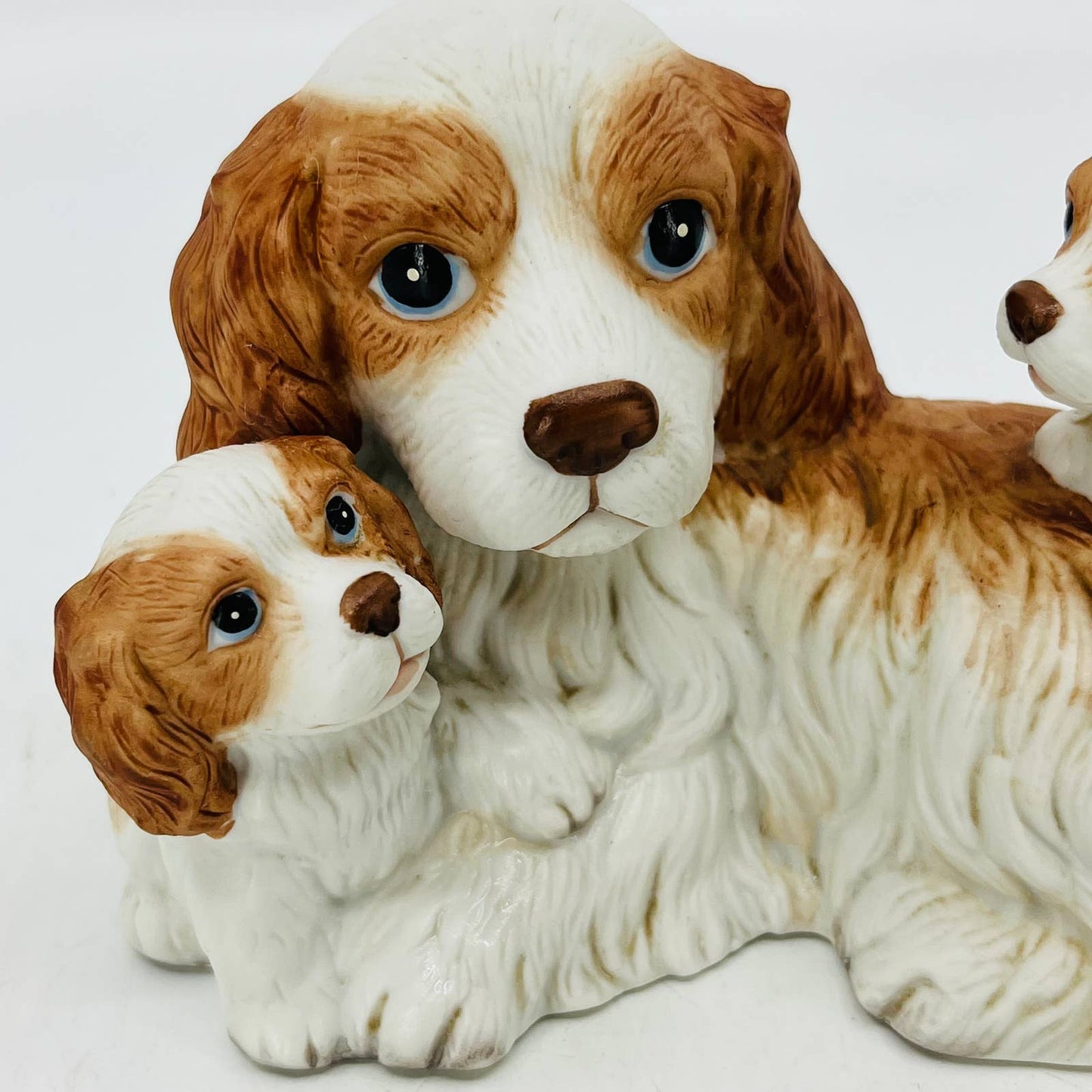 Vintage Homco #1434 Hand Painted Cocker Spaniel & Puppies Porcelain Figurine TC3