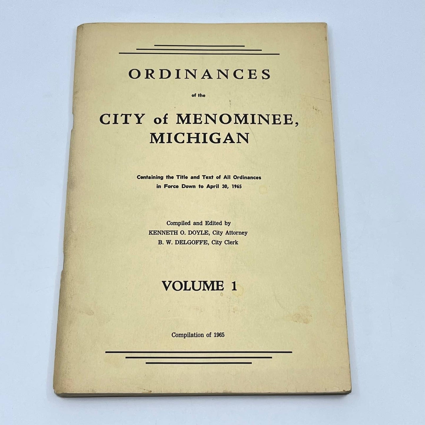 1965 Ordinances of the City of Menomoniee MI - Kenneth O. Doyle TF8