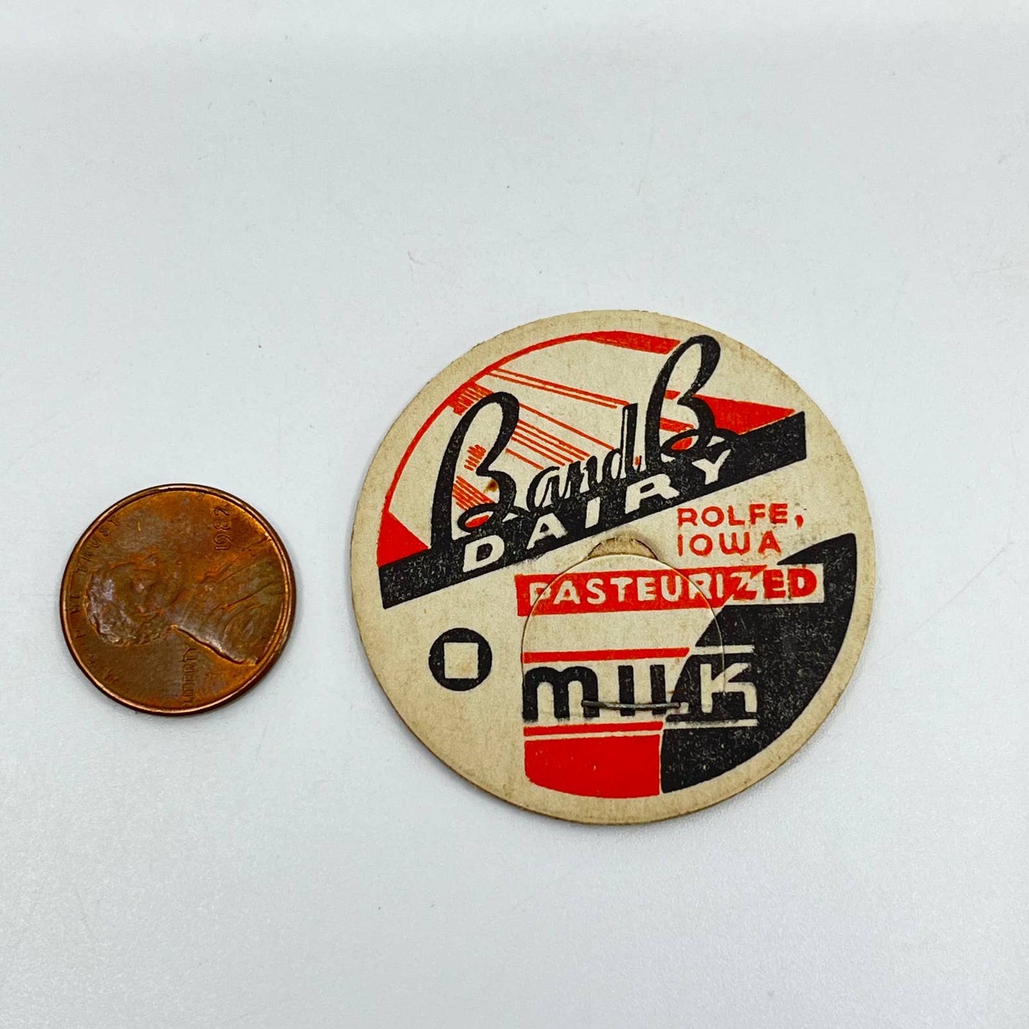 Vintage Milk Bottle Cap B and B Dairy Rolfe IA SD4