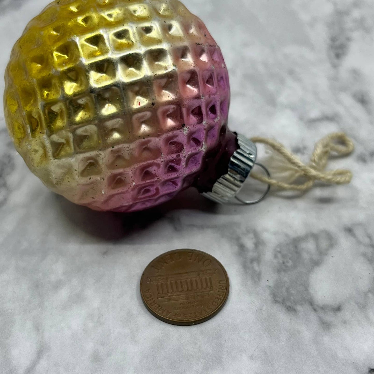 Vintage Shiny Brite Pink Ombre Waffle Golf Ball Glass Christmas Ornament OT1