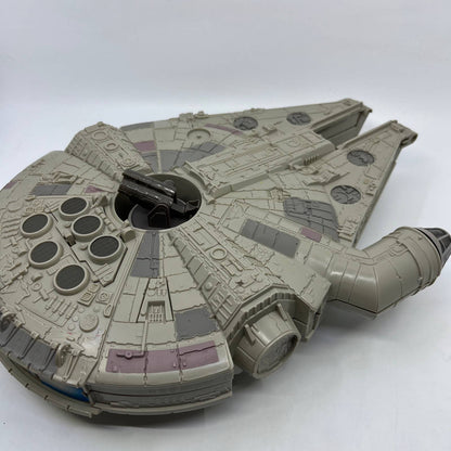 1995 Galoob MicroMachines Star Wars Millennium Falcon Vehicle w/ Figures TC2