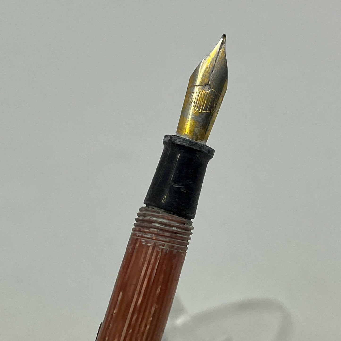 Celluloid Shimmer Pink Pinstripe Fountain Pen SE1