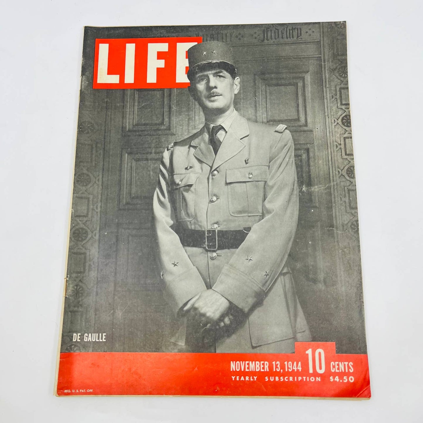 Vintage LIFE Magazine November 13, 1944 General De Gaulle of France WW2 TD8