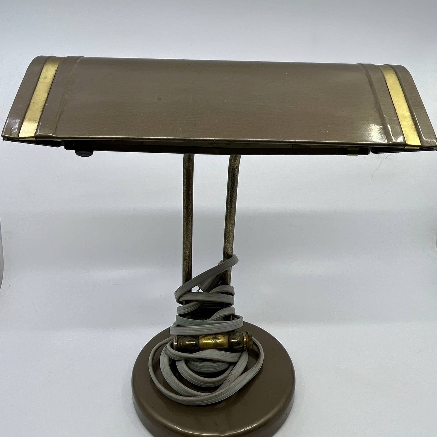 1950s Underwriters Laboratories Industrial Desk Lamp 11” Adjustable WORKS TH2