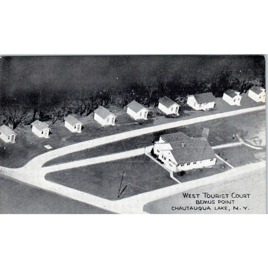 West Tourist Court Bemus Point NY Chautauqua - Original RPPC Postcard TJ9-P1