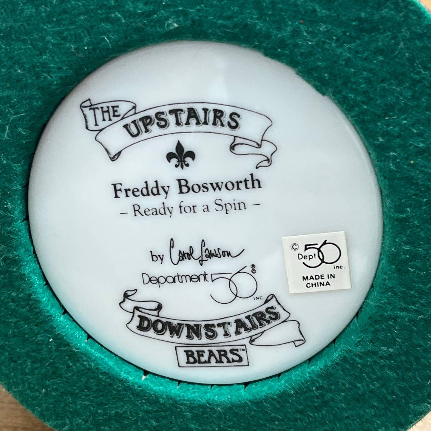 DEPARTMENT 56 UPSTAIRS DOWNSTAIRS BEARS Freddy Bosworth Ready for a Spin TA2