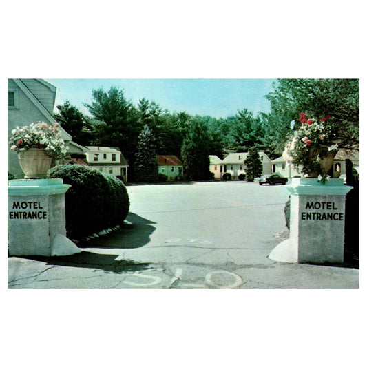 Vintage Postcard - Sunset Plaza Motel Natick MA AD9
