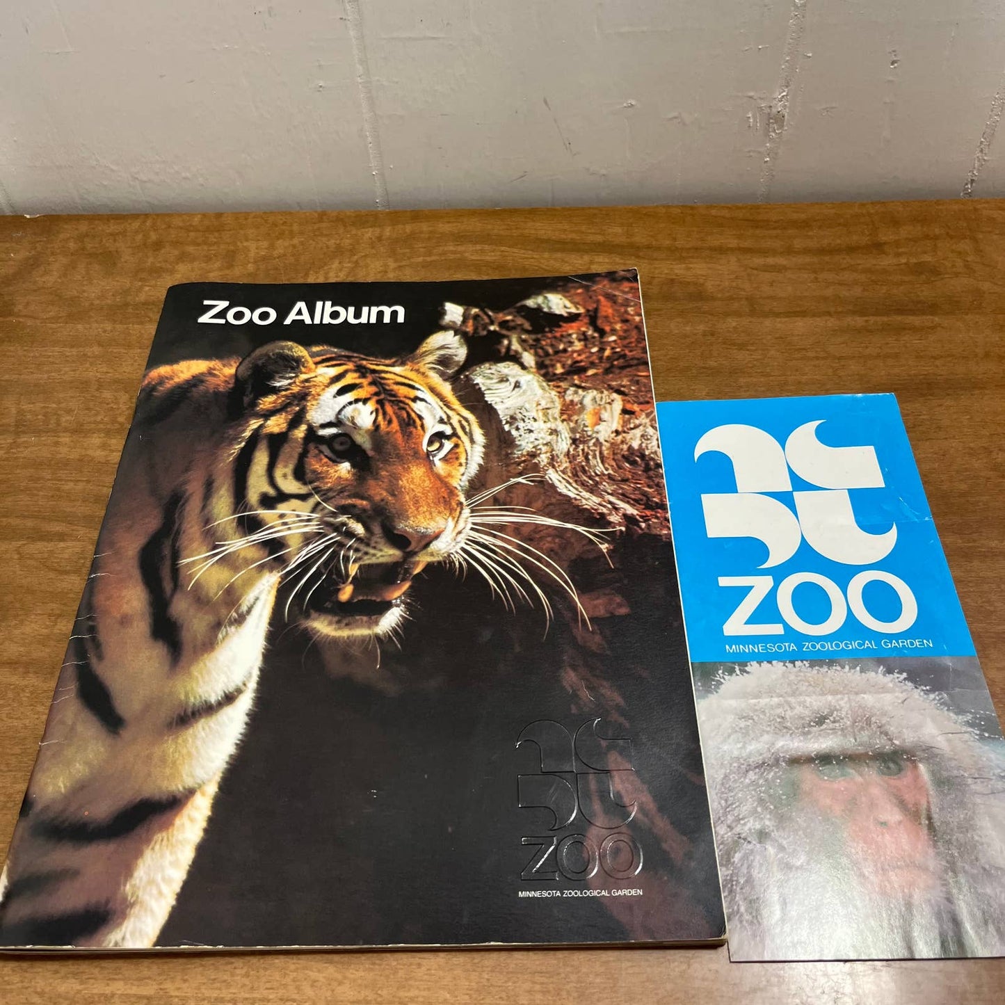 Vintage 1978 Minnesota Zoo Album & Brochure A2