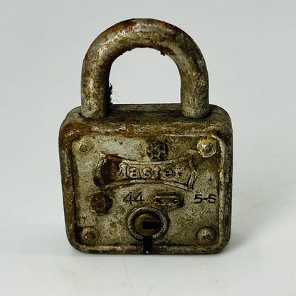 Vintage Master Lock Little Giant Padlock #44 No. 44 Milwaukee No Key SA8-2