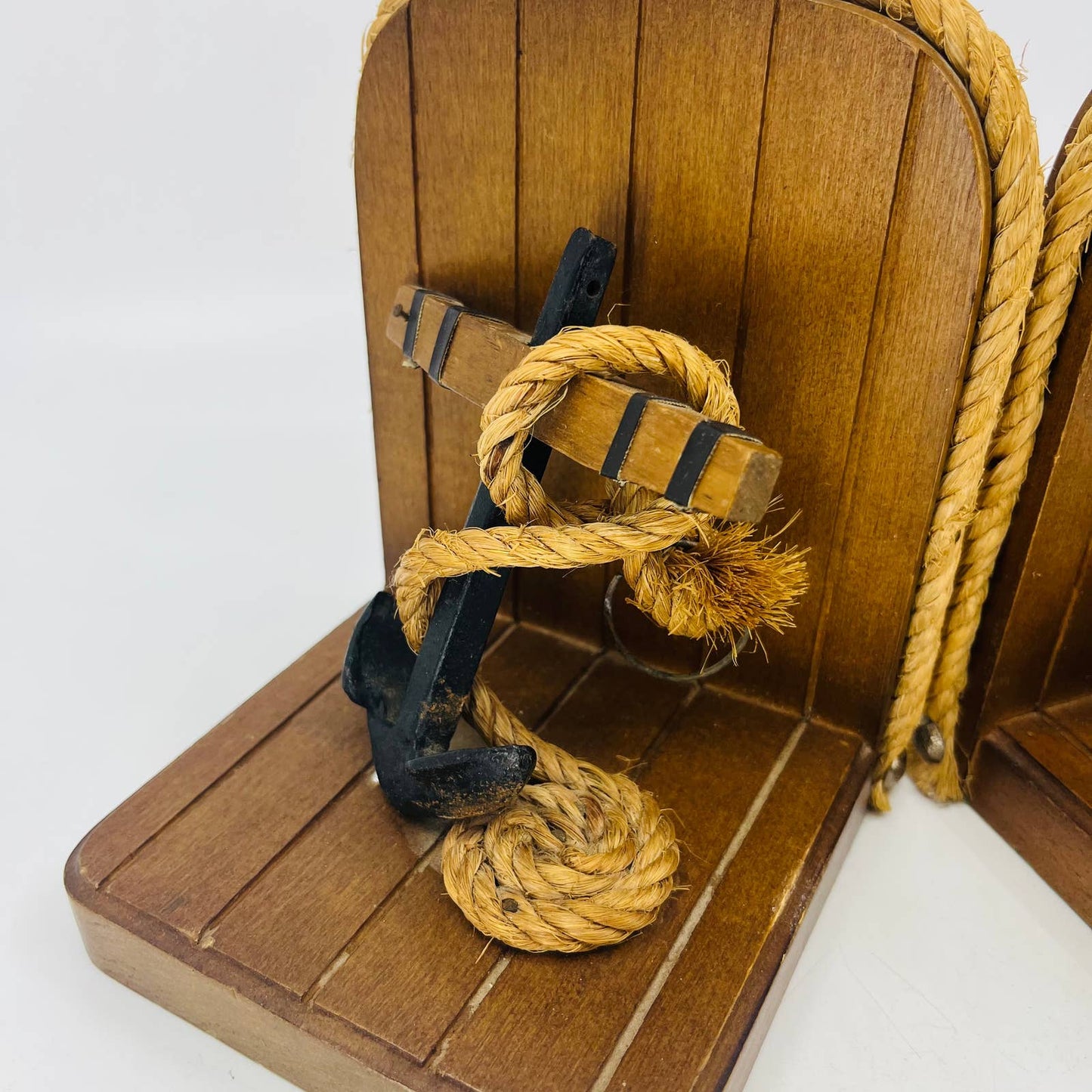 Vintage Rustic Nautical Wood Bookends With Metal Anchor And Rope Maritime TC4