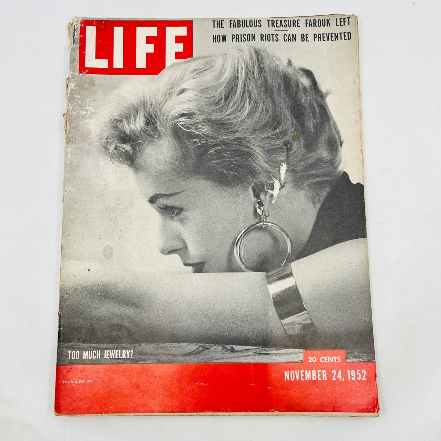 LIFE Magazine November 24 1952 THE FABULOUS TREASURE FAROUK LEFT PRISON RIOT TA8