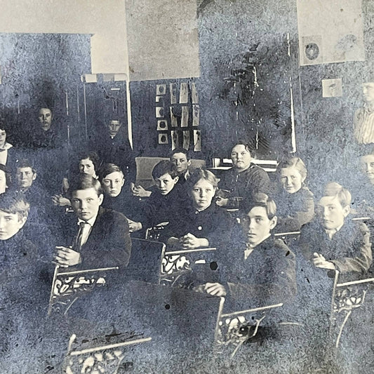 1910s RPPC Postcard Ladysmith School Class Photo SC9