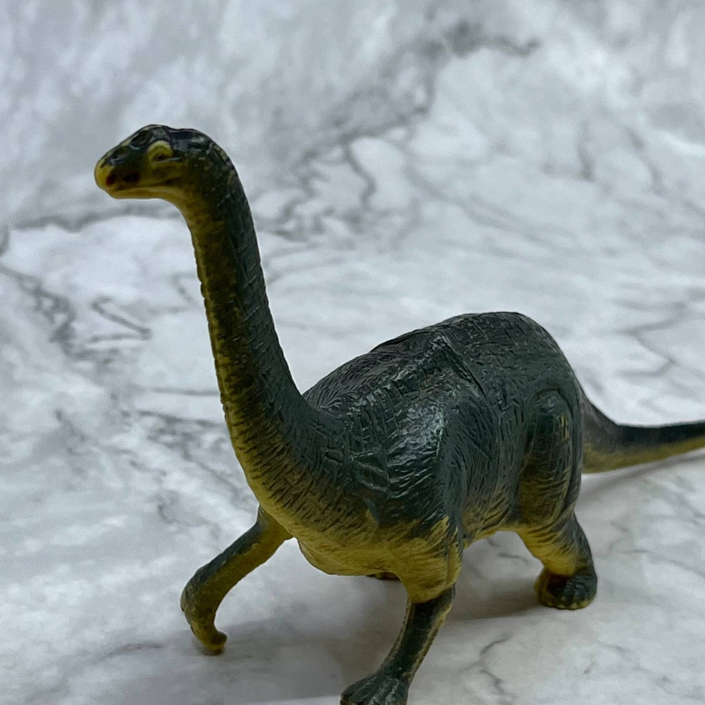 Vintage toy 1999 Animal Planet Apatosaurus Dinosaur Jurassic Dino Figure 6x3 TJ3