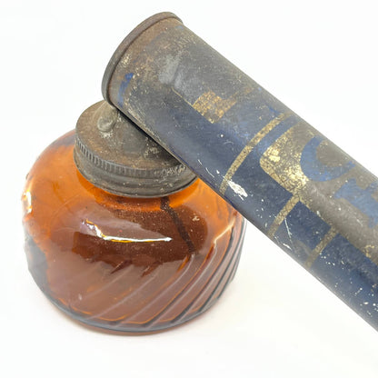 Pump Action Bug Sprayer With Amber Glass Canister Chapin TC7