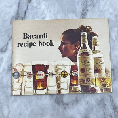 1971 Bacardi Recipe Book Pocket-Size TJ4