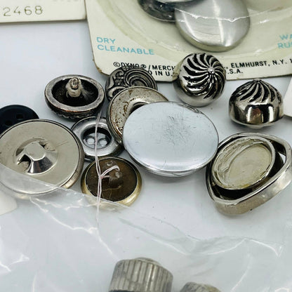 Lot of Vintage Silver Tone Buttons TA6