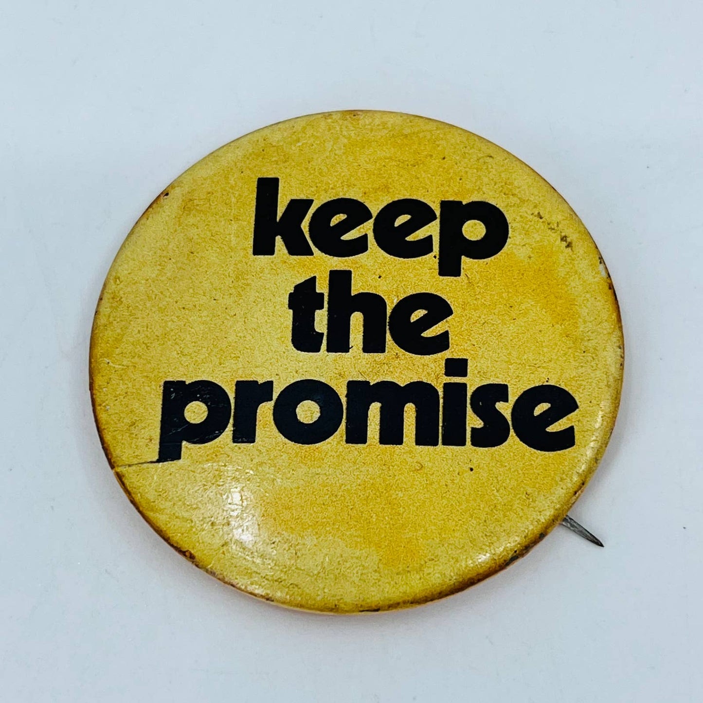 1970s Keep the Promise Pin Pinback Button SB9