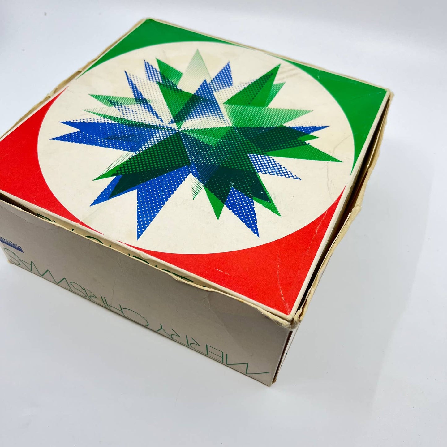 Vintage Montgomery Wards Christmas Gift Box 8 x 8 x 3 1/2” TE4