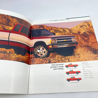 Compact & Full-size 1991 Chevy Trucks Dealers Showroom Brochure TF9