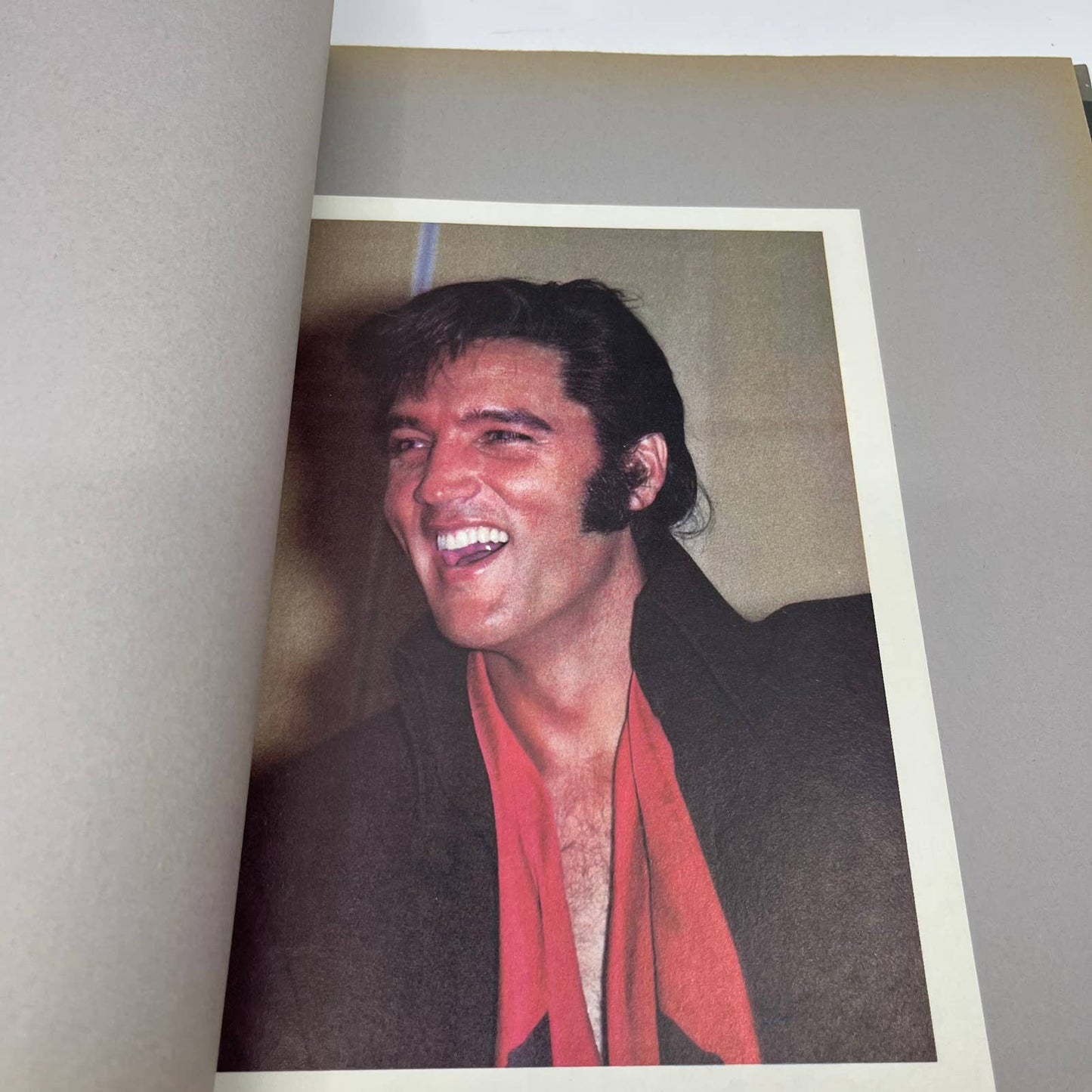 1970s Elvis Scrapbook Album Handmade Clippings & Photos TI6