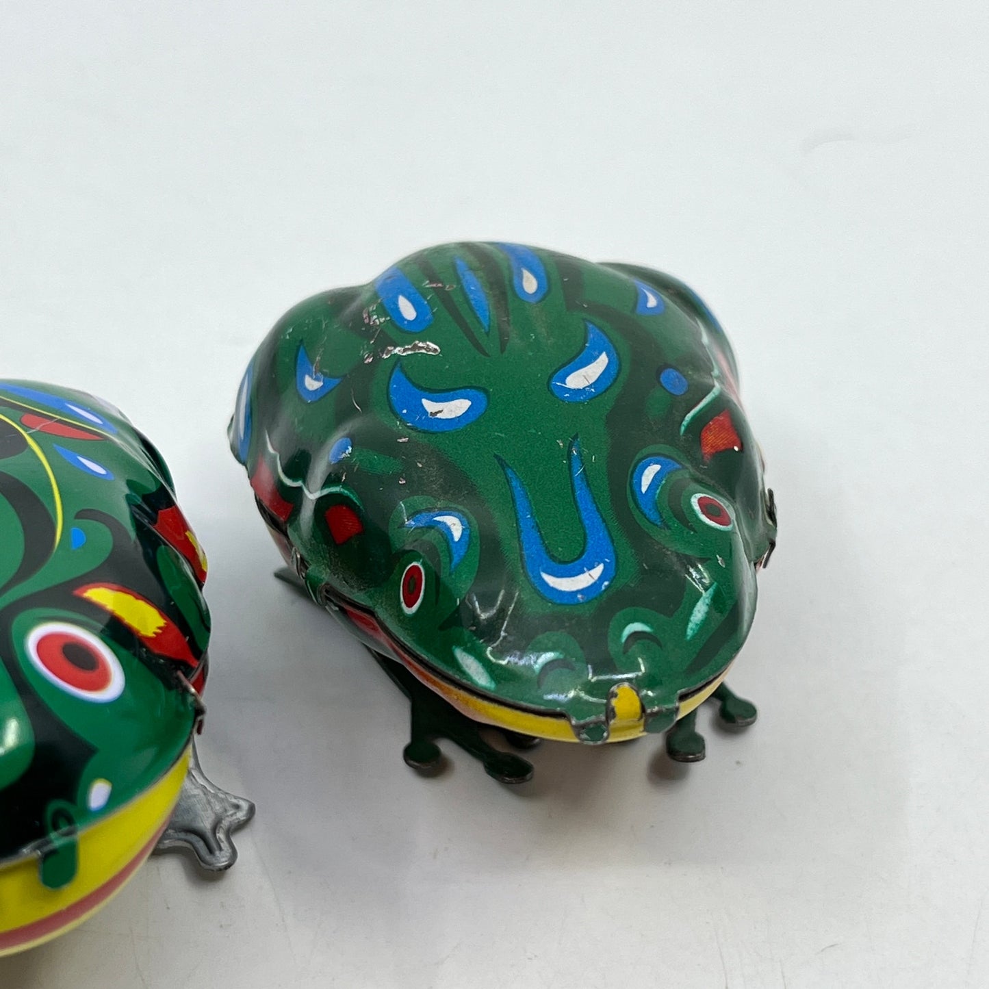 Vintage Tin Litho Hopping Jumping Frog Wind Up Toy Lot of 3 MS 002 M-01 SE3