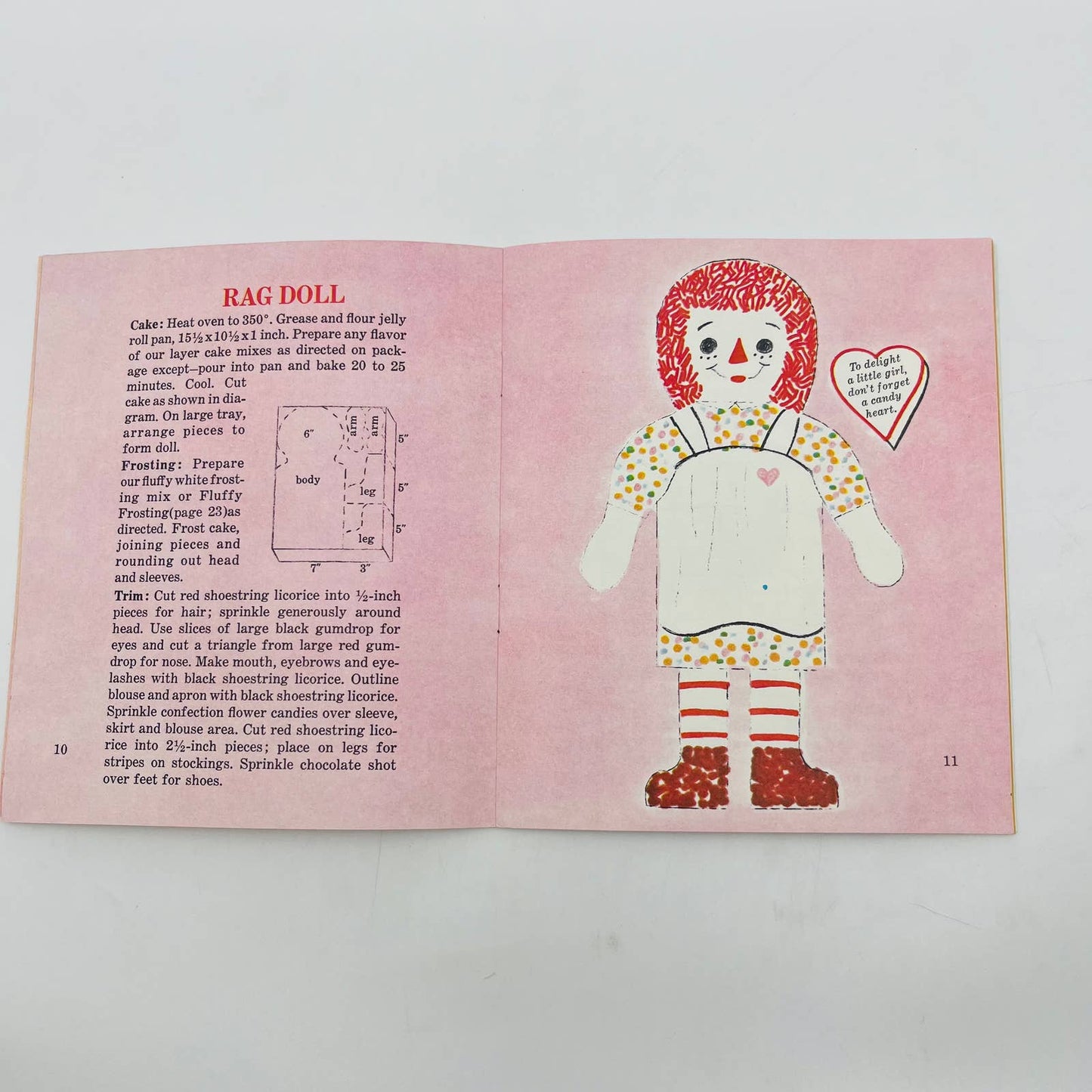 1960s Betty Crocker CAKES KIDS LOVE Cook Book Booklet SA7