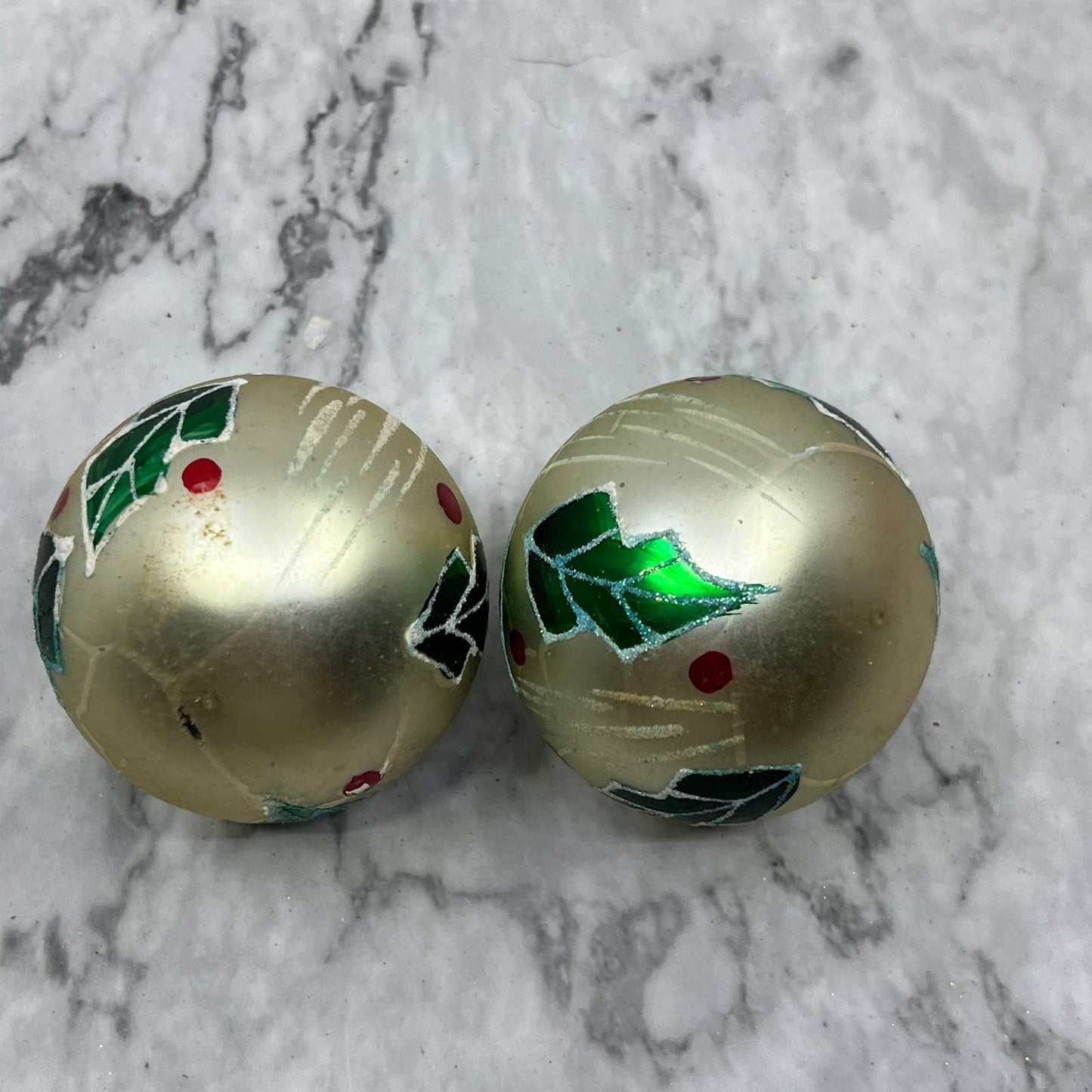 Lot of 2 Vintage 1 3/4" Mica Stencil Blown Mercury Glass Ornaments OT2