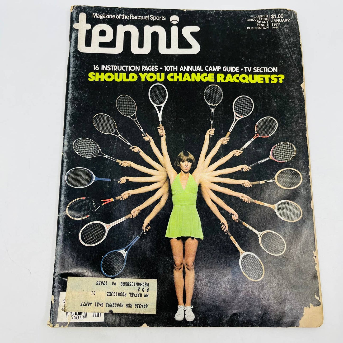 JANUARY 1977 TENNIS SPORTS MAGAZINE Should You Change Your Racquets TD6