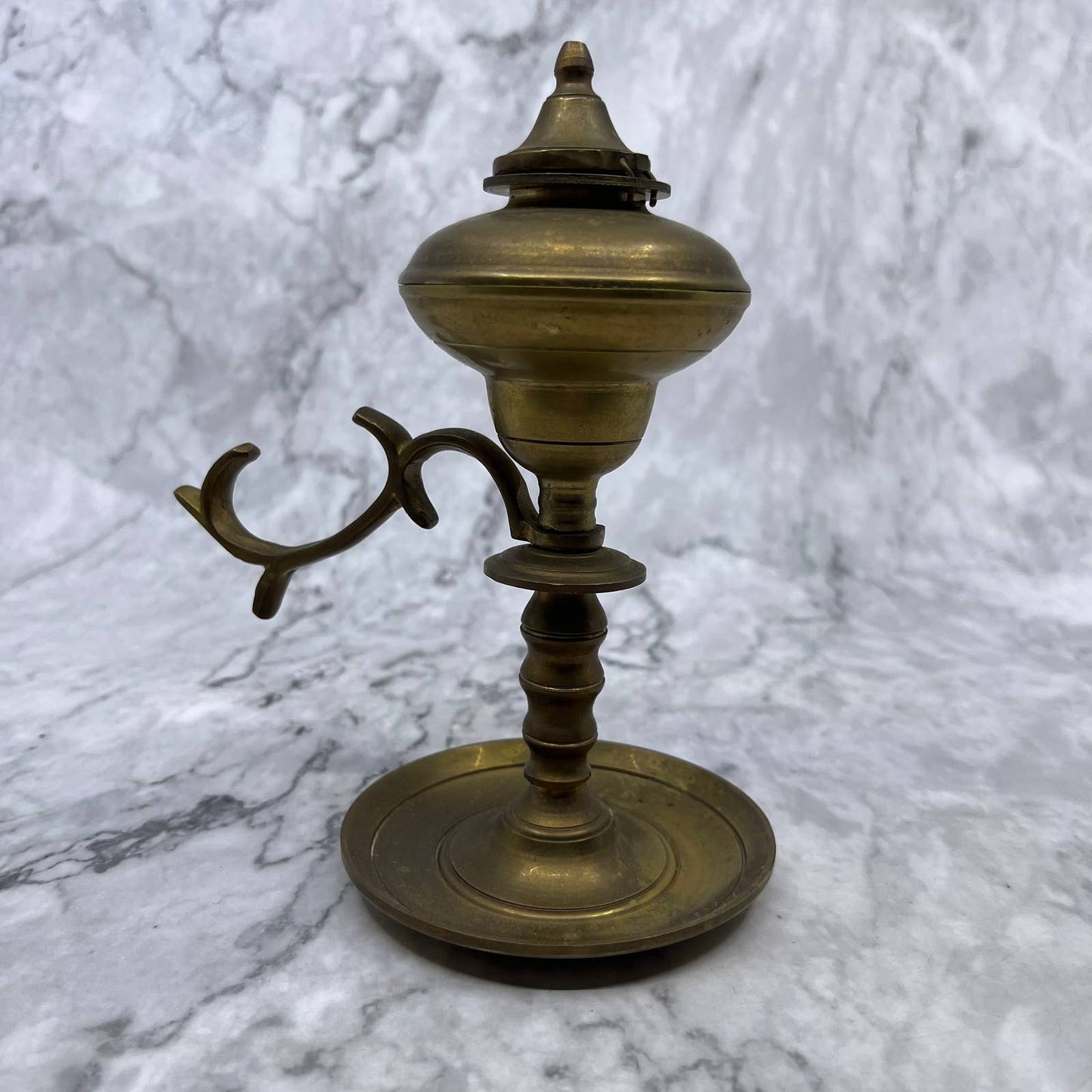 Antique Solid Brass Whale Oil Chamber Lamp 7” TJ4