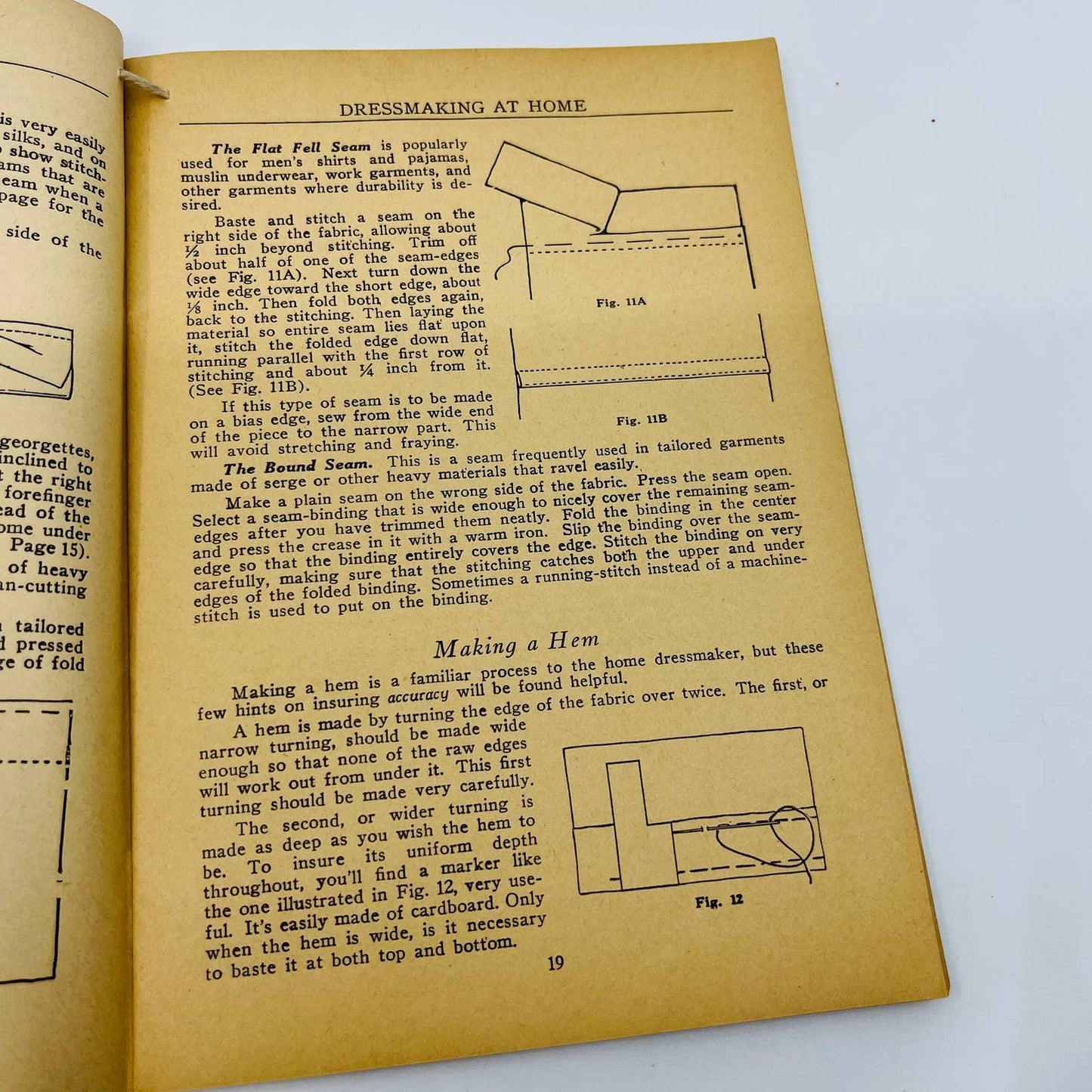 1930s DRESSMAKING AT HOME Booklet Gray Institute of Home Economics SA7