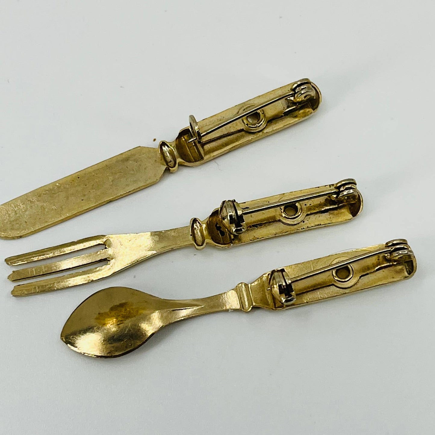 1930s Brooch Set Fork Knife Spoon Faceted Mother of Pearl Handles Gold Tone SA6