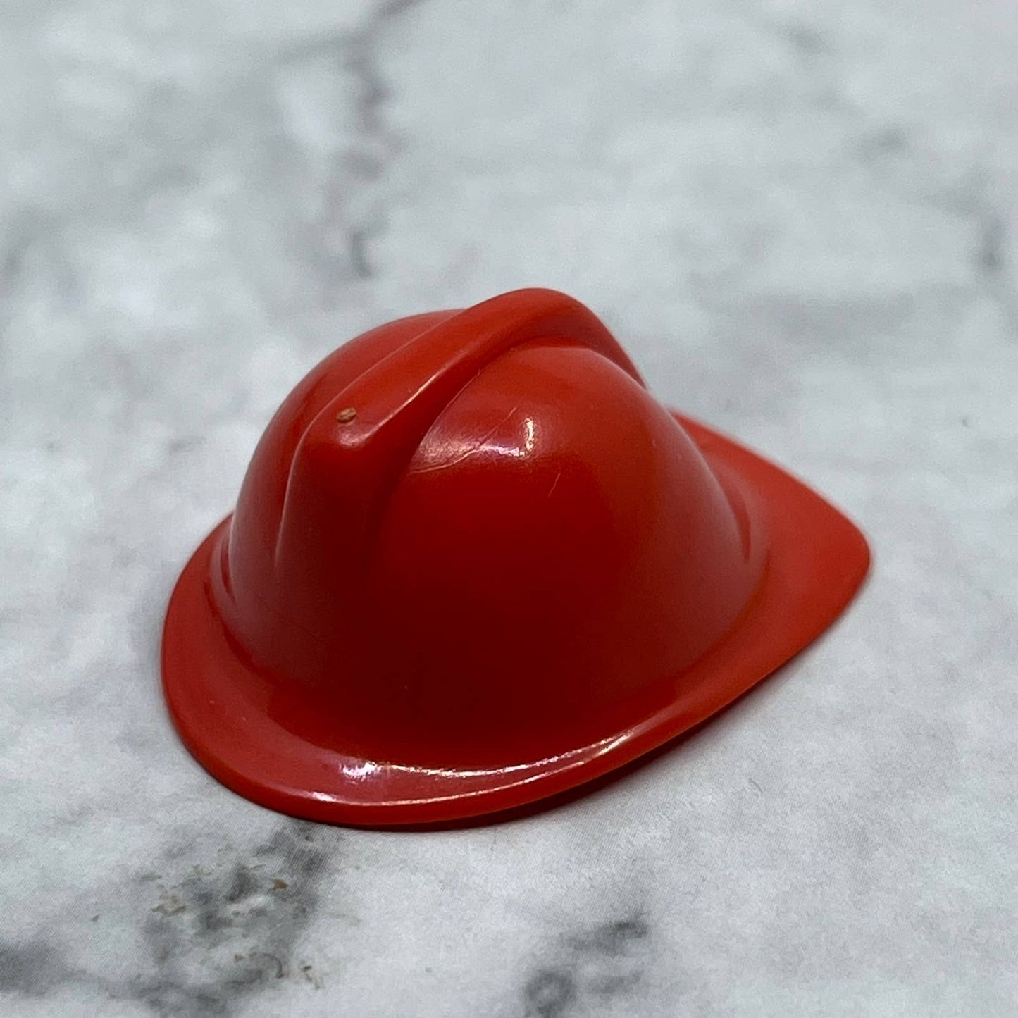 VINTAGE Toy Small Hard Plastic Red Firefighter Helmet Hat SE6