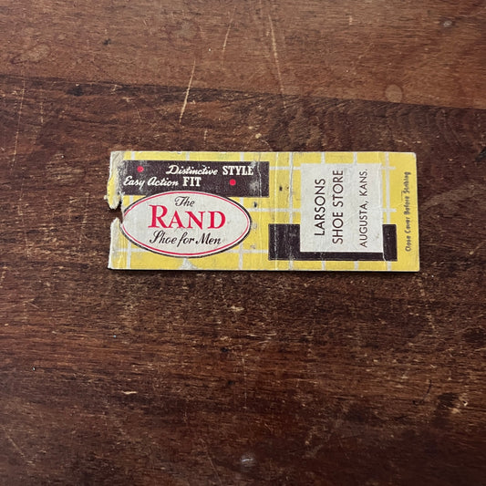 Larson's Shoe Store Augusta KS Advertising Matchbook Cover MM11-4