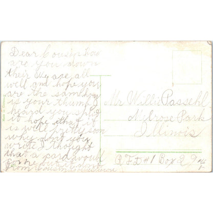 Romance Victorian Couple in a Boat Original Postcard TK1-P15