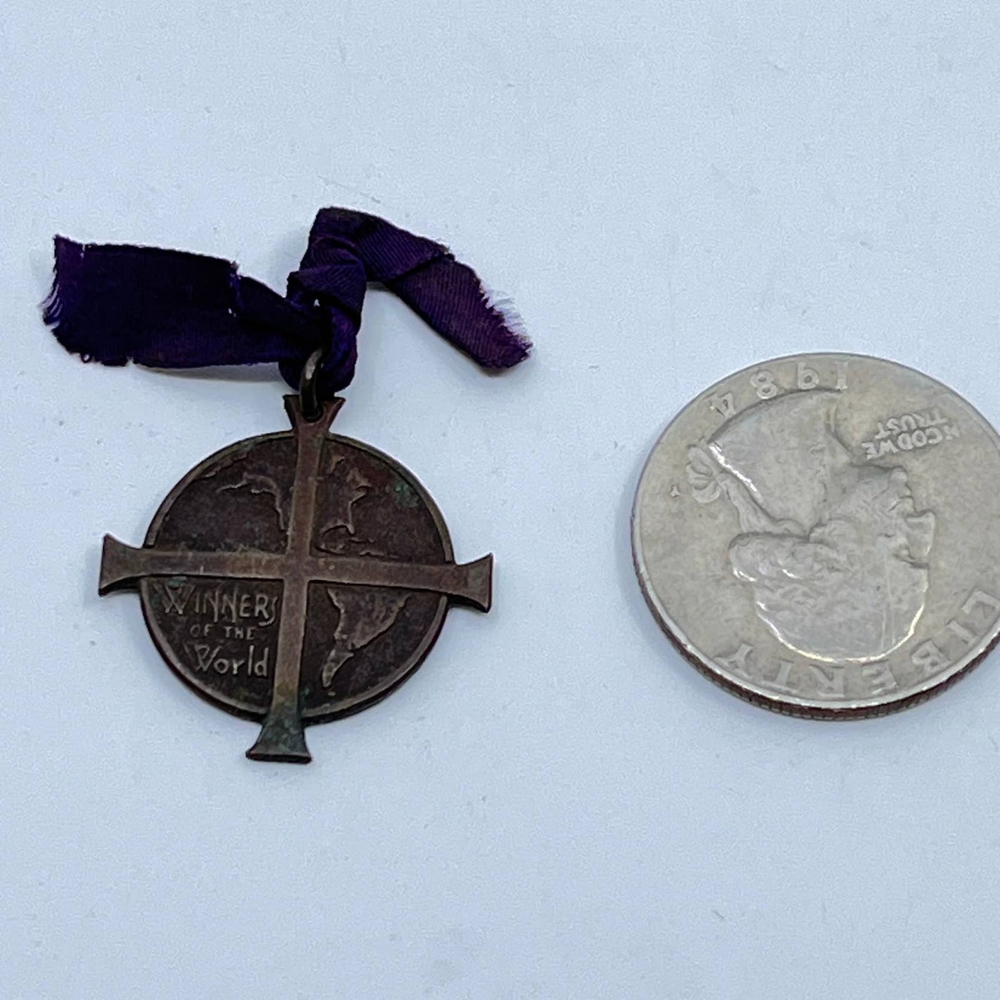 Antique Brass Winners of the World Cross Medal Medallion Pendant SD6