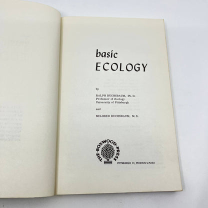 1957 Basic Ecology by Ralph and Mildred Buchsbaum TE9