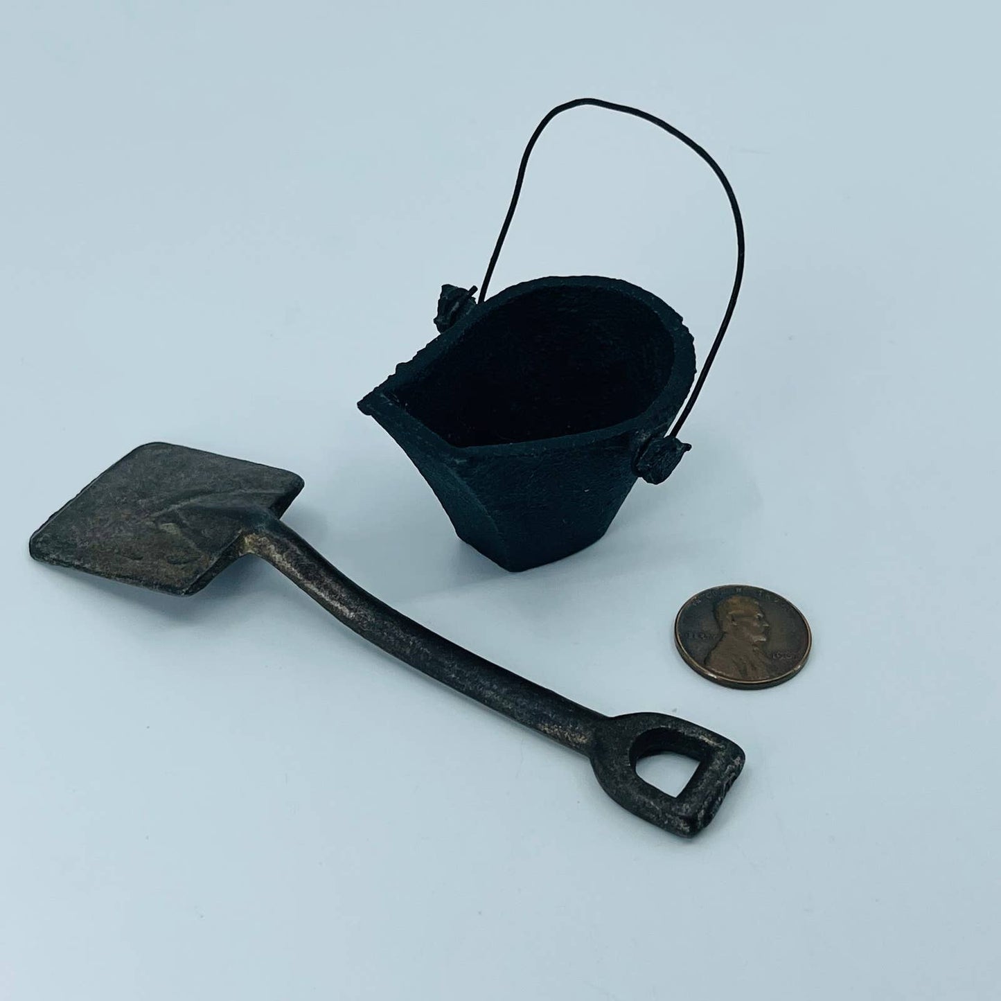 Antique Miniature Cast Iron Ash Bucket & Shovel Kitchen Toy Dollhouse SB4